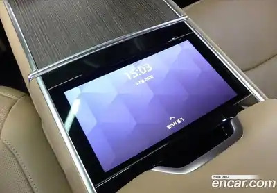 Land Rover Range-Rover 2023 4.4 Автомат в Москве № 231302, миниатюра 11