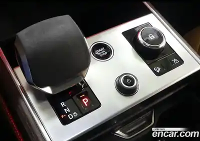 Land Rover Range-Rover 2023 4.4 Автомат в Москве № 231302, миниатюра 12