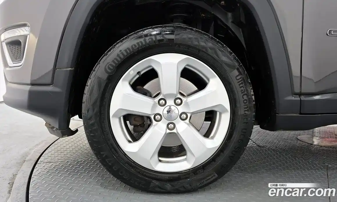 Jeep Compass 2018 2.4 Автомат в Москве № 232397, фото 17