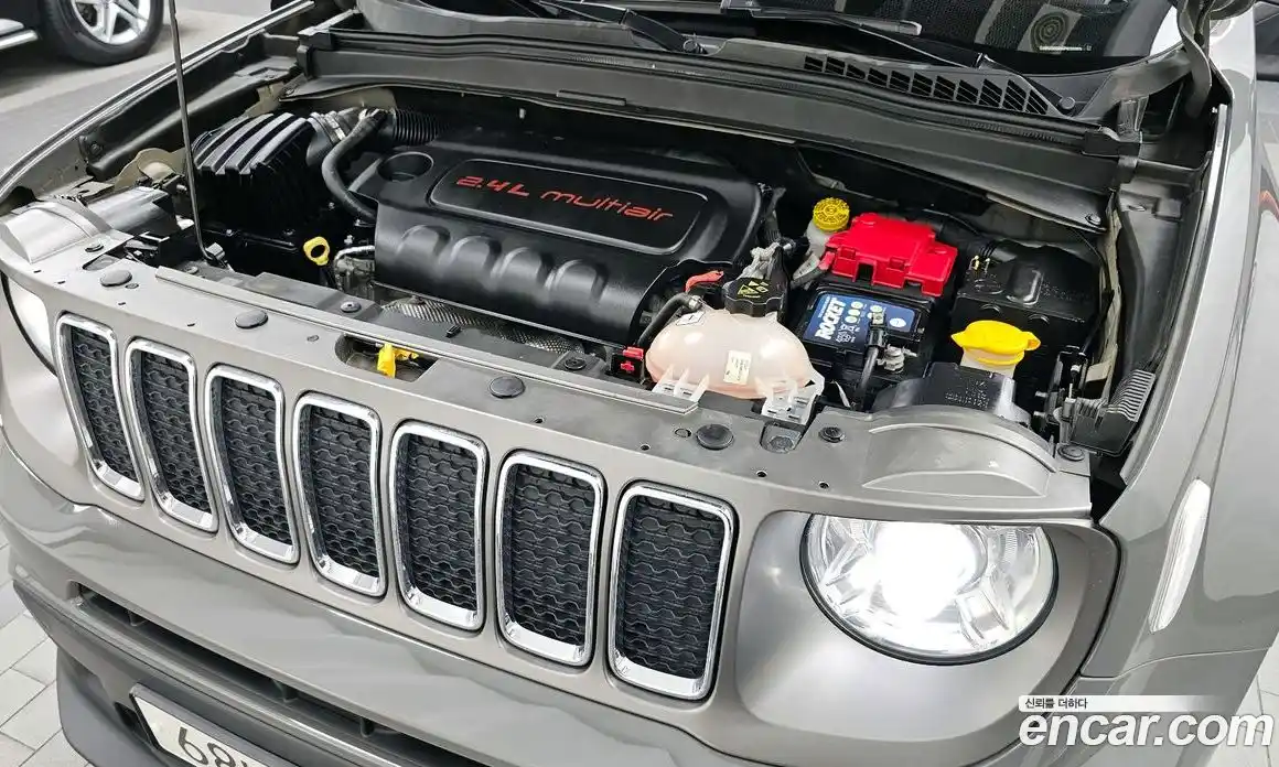 Jeep Renegade 2019 2.4 Автомат в Москве № 232410, фото 20