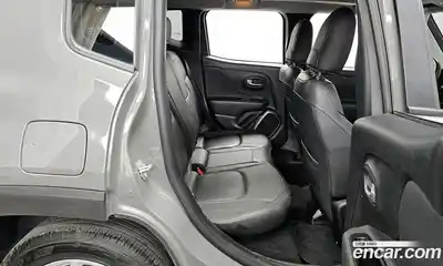 Jeep Renegade 2019 2.4 Автомат в Москве № 232410, миниатюра 9