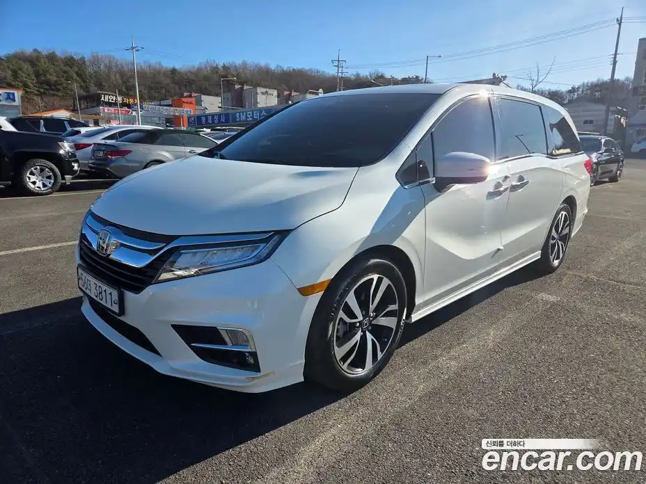 Honda Odyssey 2019 3.5 Автомат в Москве № 232946, фото 10