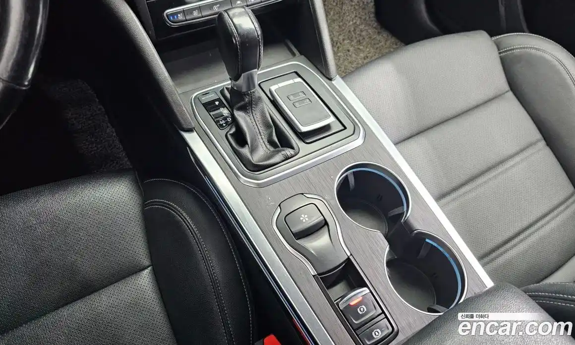 Renault SM6 2022 2.0 Автомат в Москве № 241788, фото 18