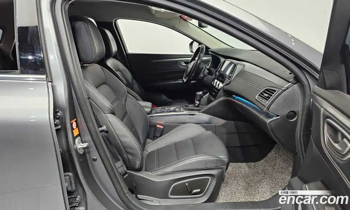 Renault SM6 2022 2.0 Автомат в Москве № 241788, фото 19