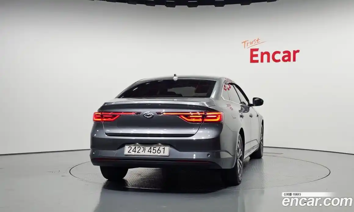 Renault SM6 2022 2.0 Автомат в Москве № 241788, фото 9