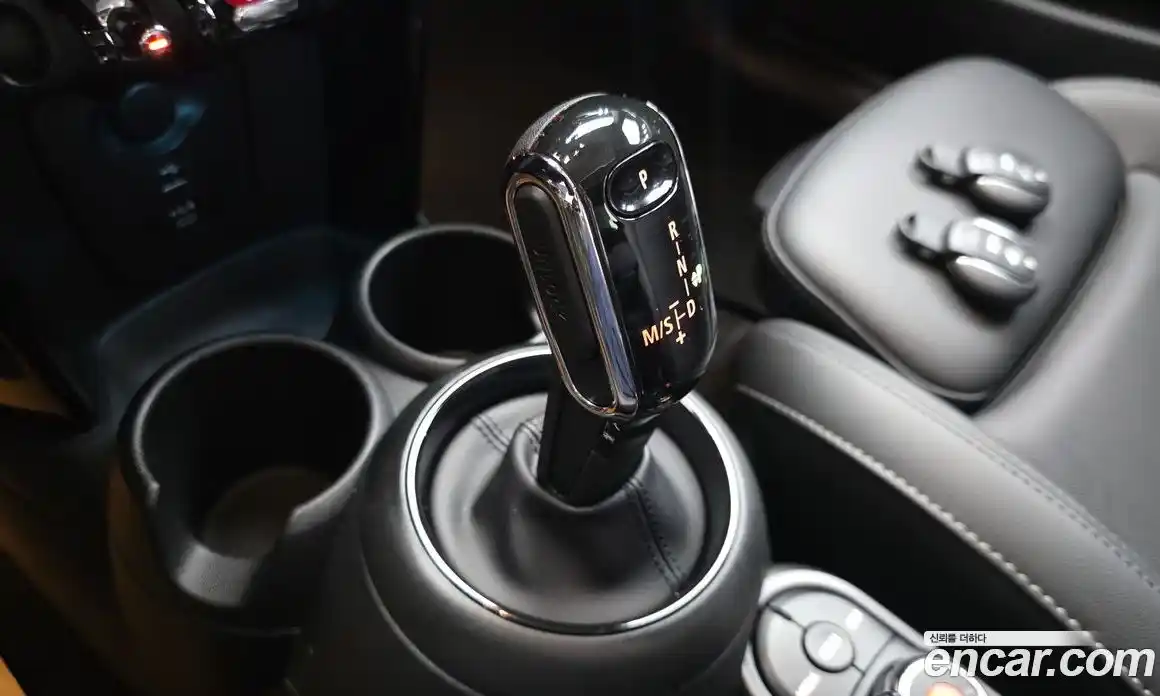 Mini Cooper 2022 2.0 Автомат в Москве № 253208, фото 1