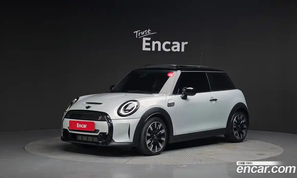 Mini Cooper 2022 2.0 Автомат в Москве № 253208, фото 19