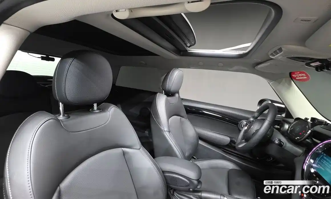 Mini Cooper 2022 2.0 Автомат в Москве № 253208, фото 20