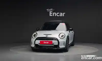 Mini Cooper 2022 2.0 Автомат в Москве № 253208, миниатюра 3