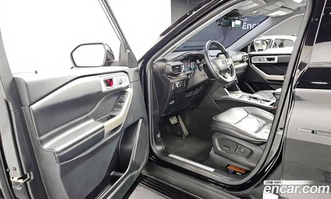 Ford Explorer 2021 2.3 Автомат в Москве № 255517, фото 16