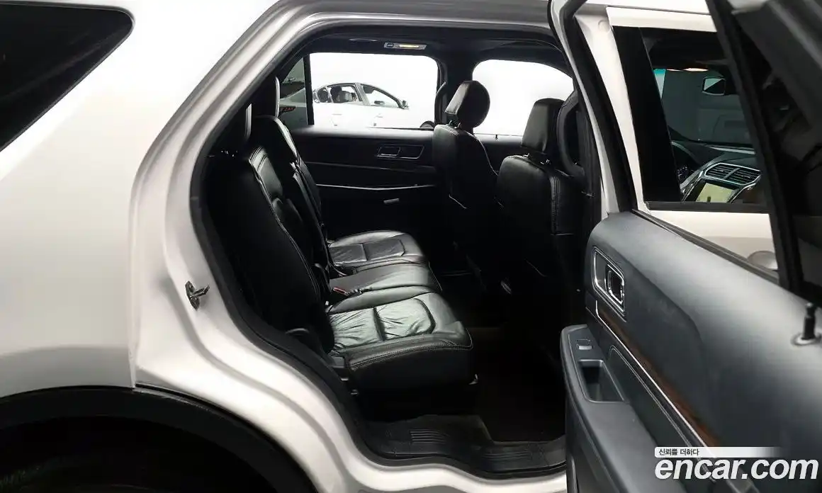 Ford Explorer 2016 2.3 Автомат в Москве № 255613, фото 20