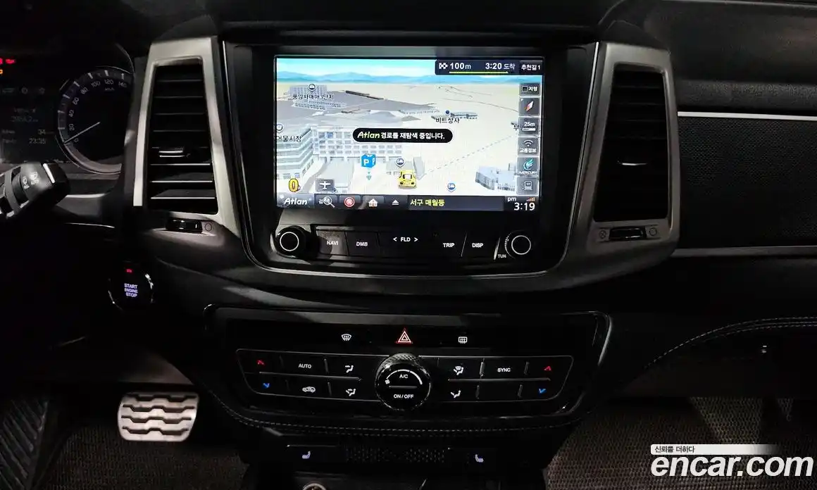 SsangYong Rexton 2018 2.2 Автомат в Москве № 25623, фото 11