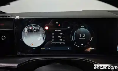 Hyundai Santa Fe 2024 1.6 Автомат в Москве № 276239, миниатюра 9