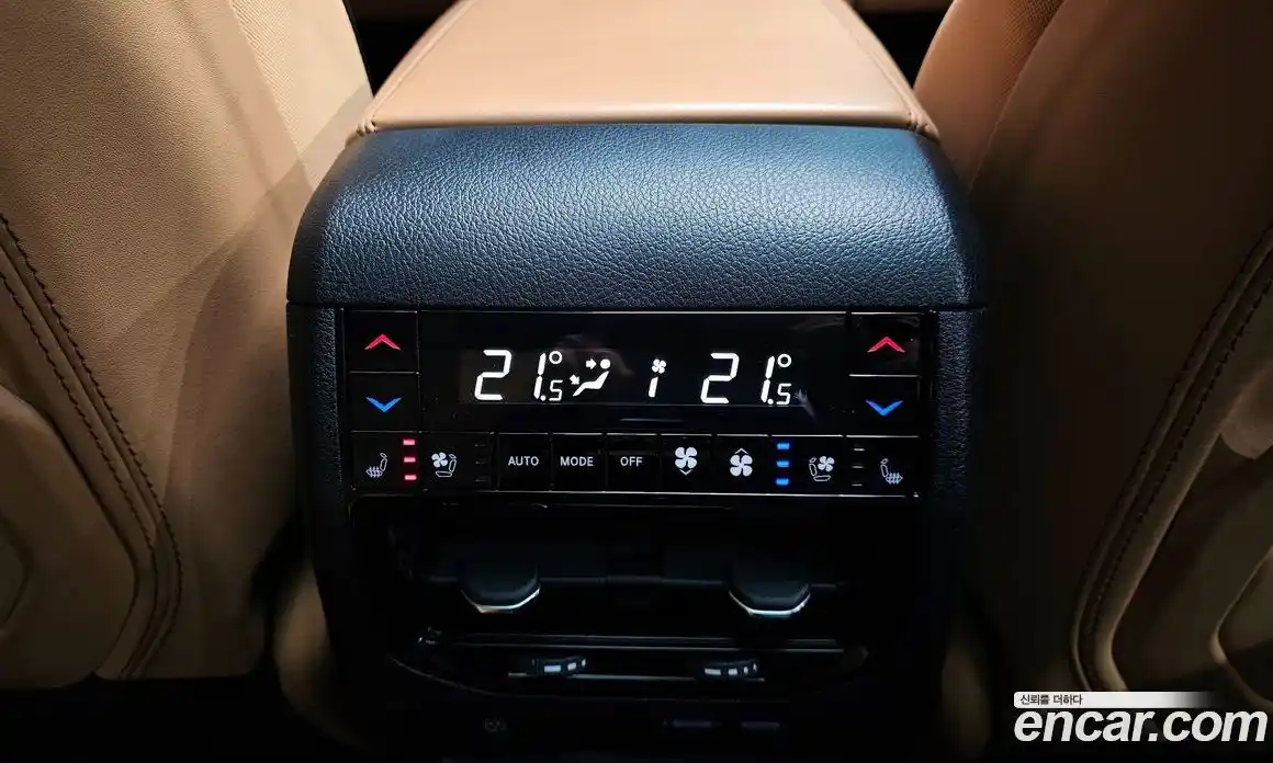 Jeep Cherokee 2023 3.6 Автомат в Москве № 278461, фото 10