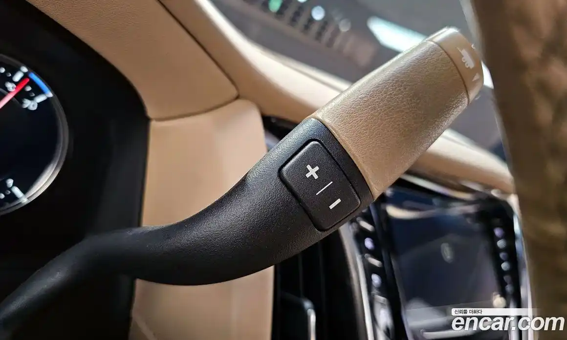 Cadillac Escalade 2019 6.2 Автомат в Москве № 285589, фото 19