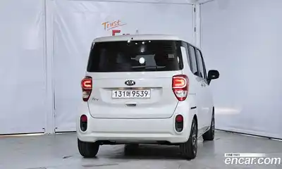 Kia Ray 2021 1.0 Автомат в Москве № 286992, миниатюра 3