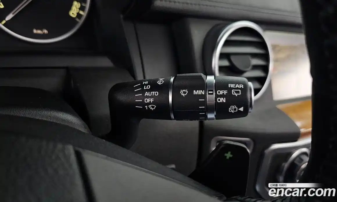 Land Rover Discovery 2015 3.0 Автомат в Москве № 294361, фото 4