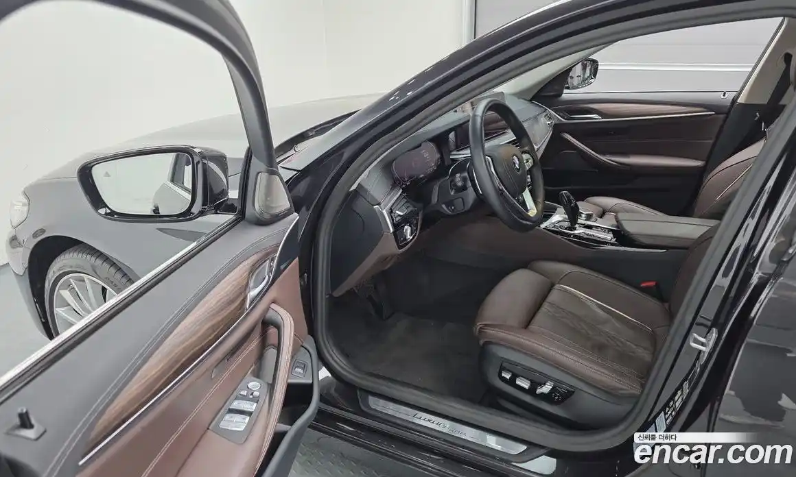 BMW 5-Series 2023 2.0 Автомат в Москве № 302636, фото 18