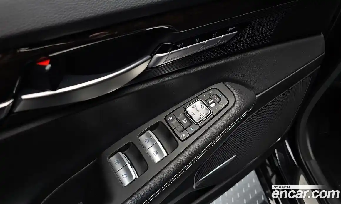 Genesis G90 2019 3.8 Автомат в Москве № 322990, фото 14