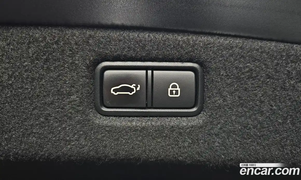 Genesis G90 2019 3.8 Автомат в Москве № 322990, фото 10