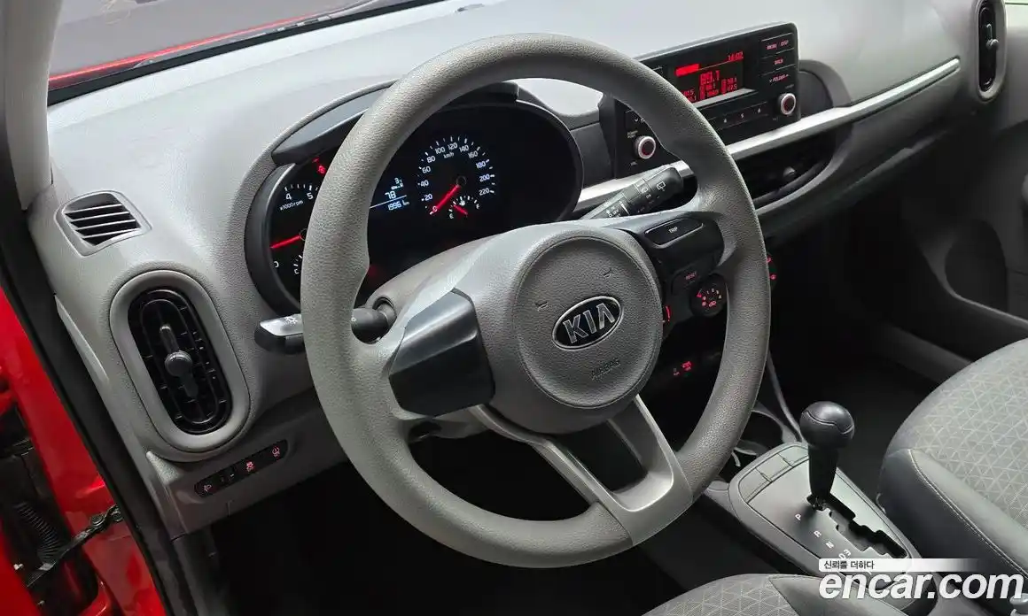 Kia Morning 2017 1.0 Автомат в Москве № 337438, фото 13