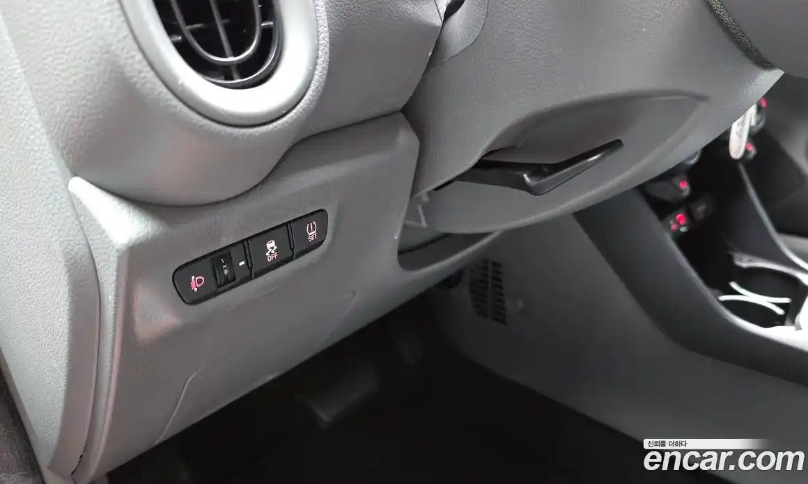 Kia Morning 2017 1.0 Автомат в Москве № 337438, фото 16