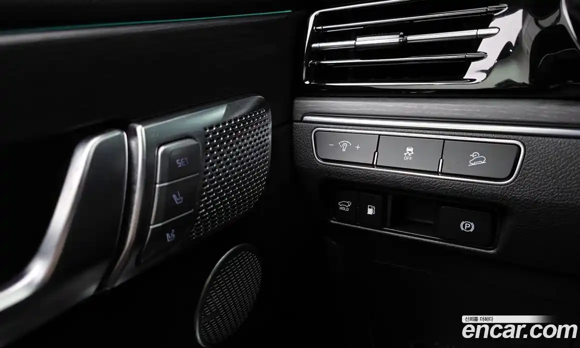 Kia Mohave 2024 3.0 Автомат в Москве № 337913, фото 14