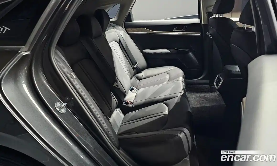 Kia K5 2021 2.0 Автомат в Москве № 338671, фото 16