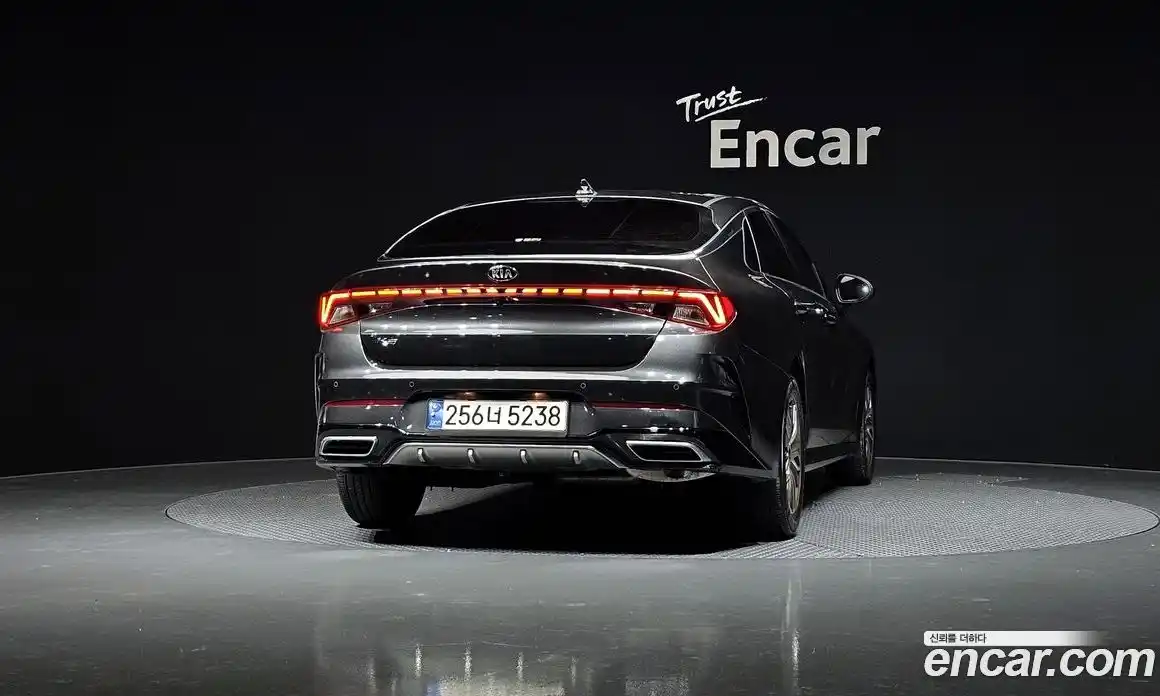 Kia K5 2021 2.0 Автомат в Москве № 338671, фото 17