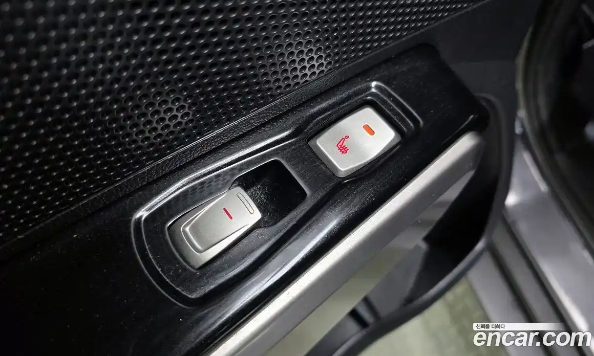 SsangYong TIBOLI 2016 1.6 Автомат в Москве № 33938, фото 11