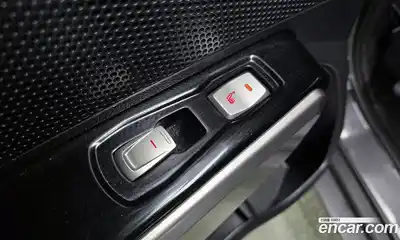 SsangYong TIBOLI 2016 1.6 Автомат в Москве № 33938, миниатюра 11