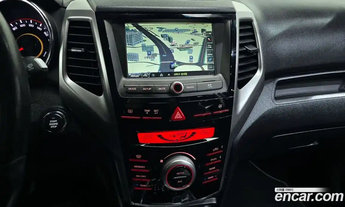 SsangYong TIBOLI 2016 1.6 Автомат в Москве № 33938, фото 14