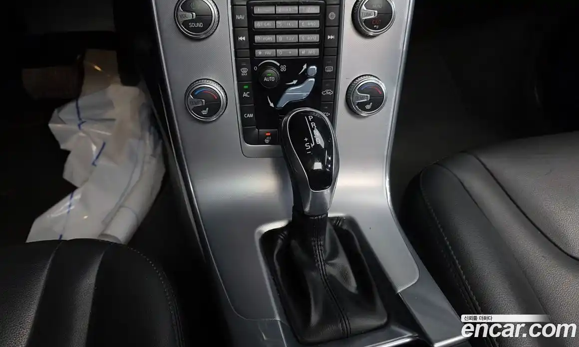 Volvo S60 2017 2.0 Автомат в Москве № 344284, фото 17