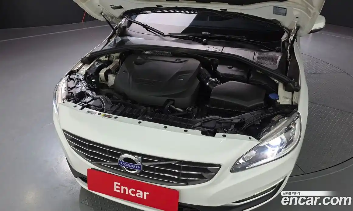 Volvo S60 2017 2.0 Автомат в Москве № 344284, фото 18