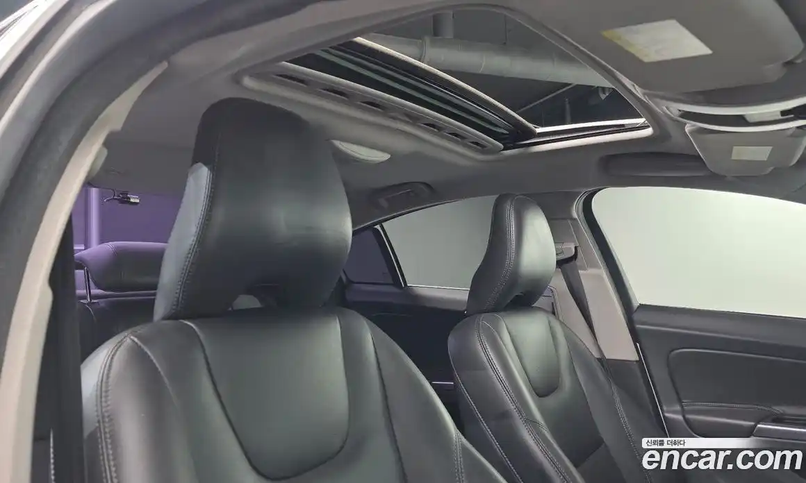 Volvo S60 2017 2.0 Автомат в Москве № 344284, фото 4