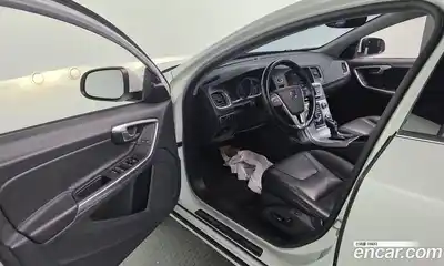 Volvo S60 2017 2.0 Автомат в Москве № 344284, миниатюра 8