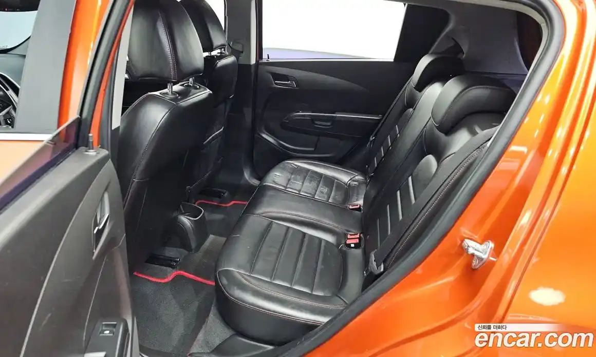 Chevrolet Aveo 2014 1.4 Автомат в Москве № 38597, фото 12