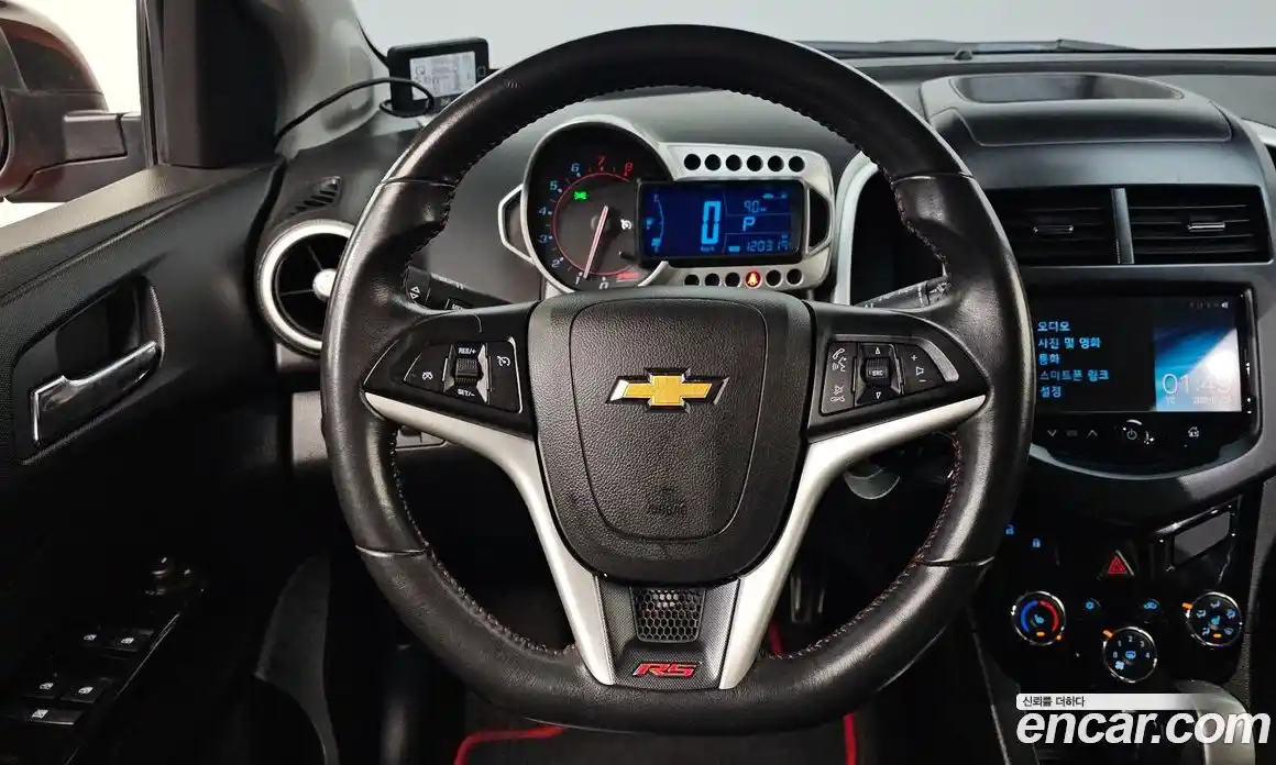 Chevrolet Aveo 2014 1.4 Автомат в Москве № 38597, фото 10