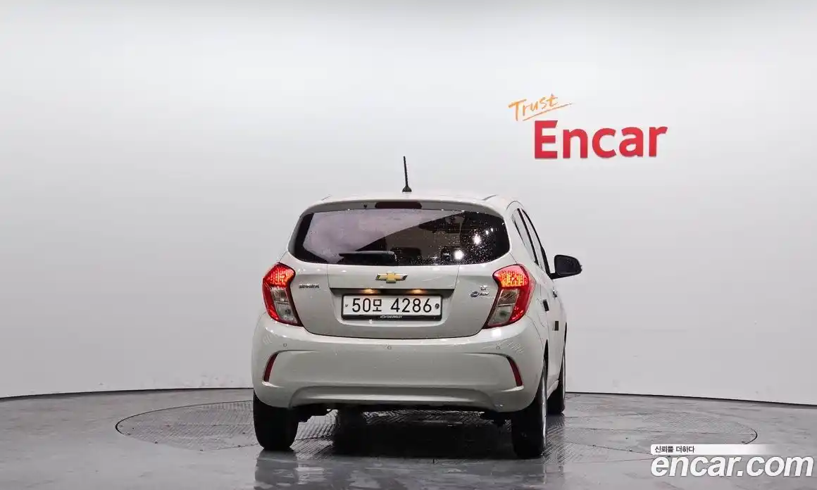 Chevrolet Spark 2018 1.0 Автомат в Москве № 39303, фото 11