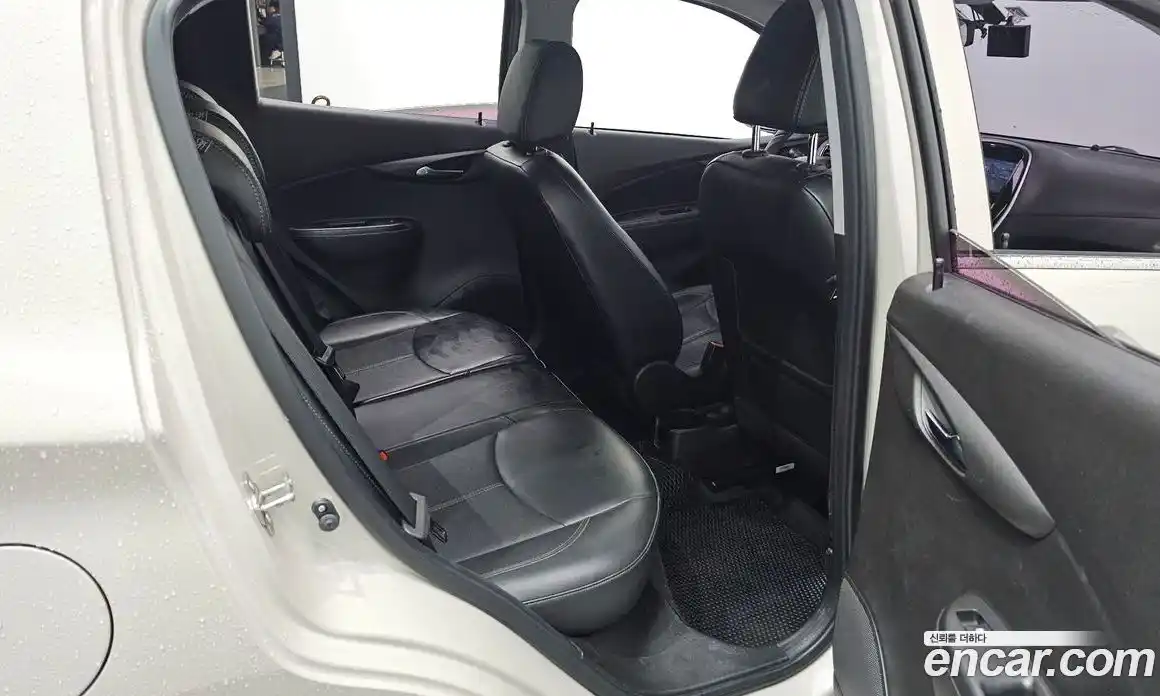 Chevrolet Spark 2018 1.0 Автомат в Москве № 39303, фото 16