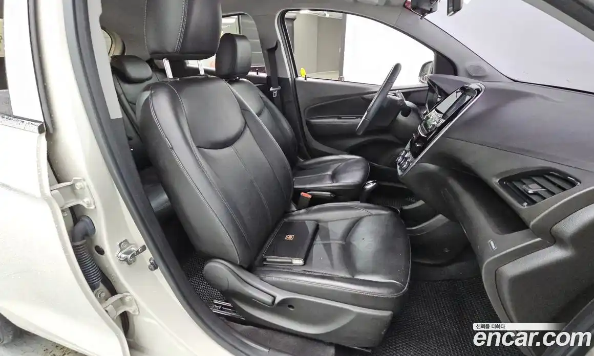 Chevrolet Spark 2018 1.0 Автомат в Москве № 39303, фото 19