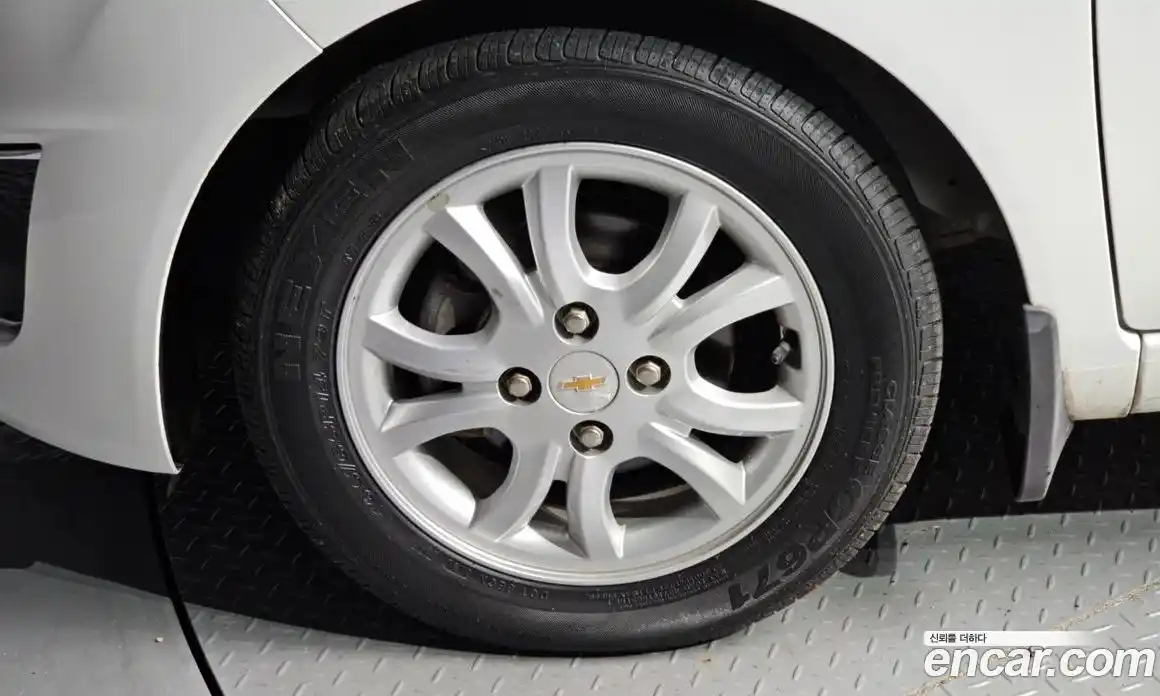 Chevrolet Spark 2015 1.0 Автомат в Москве № 40116, фото 7