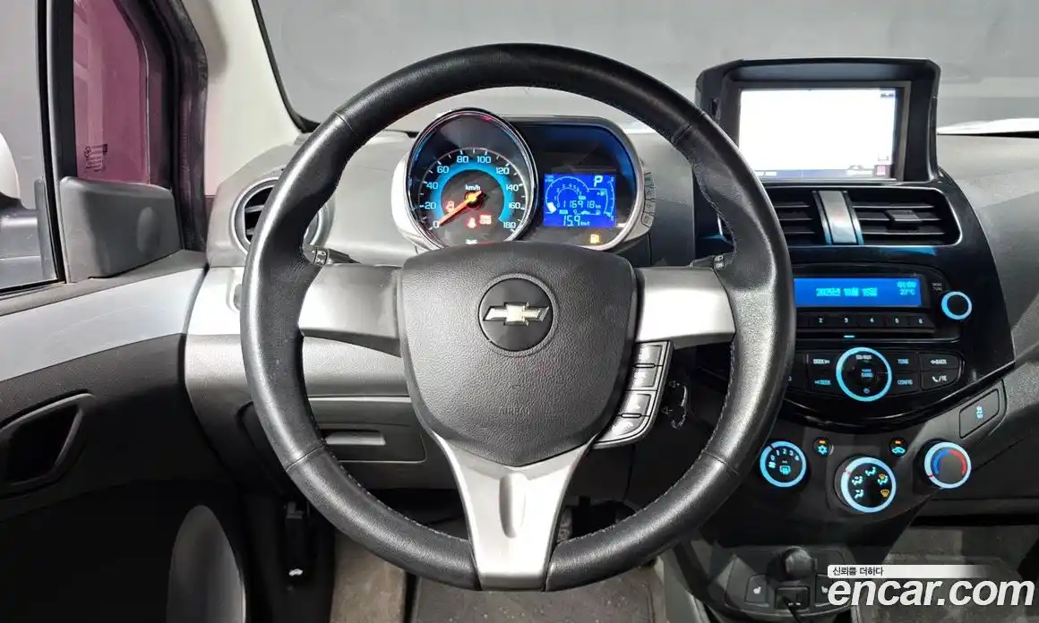 Chevrolet Spark 2015 1.0 Автомат в Москве № 40116, фото 9