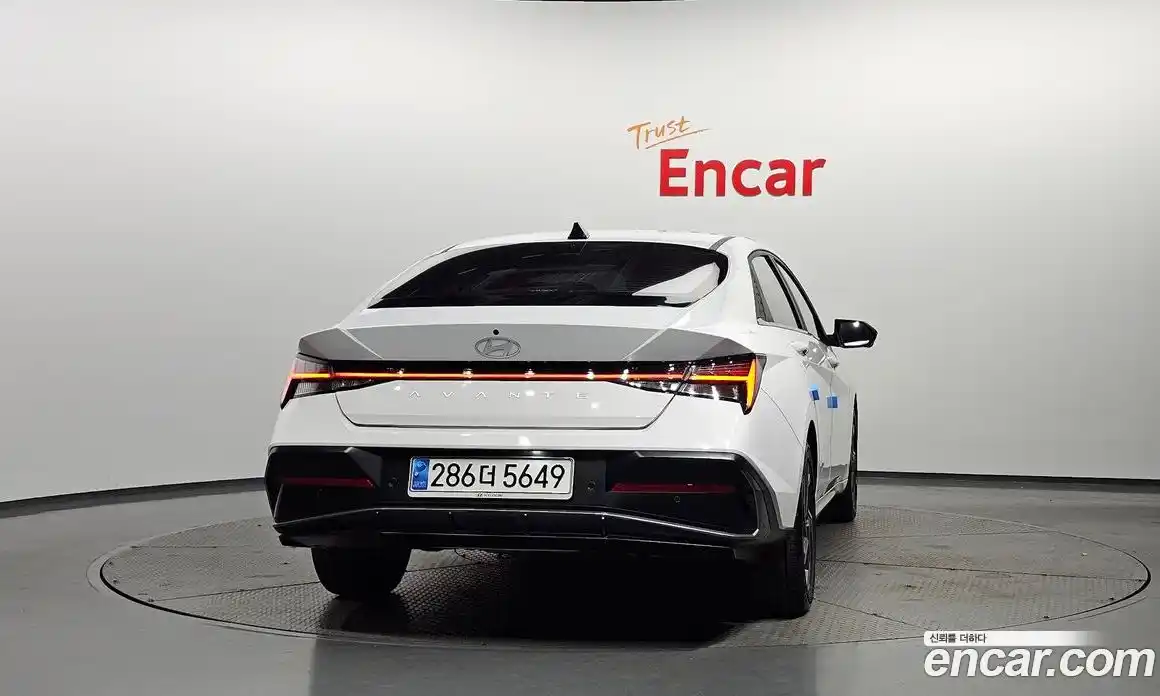 Hyundai Avante 2024 1.6 Автомат в Москве № 43219, фото 9