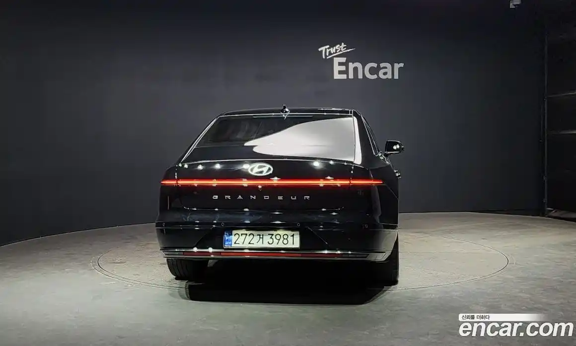 Hyundai Grandeur 2023 2.5 Автомат в Москве № 50161, фото 3