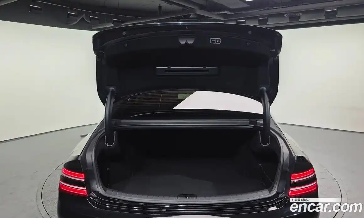 Genesis G80 2023 2.5 Автомат в Москве № 57341, фото 19