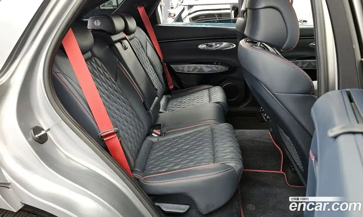 Genesis GV70 2022 2.2 Автомат в Москве № 57728, фото 11