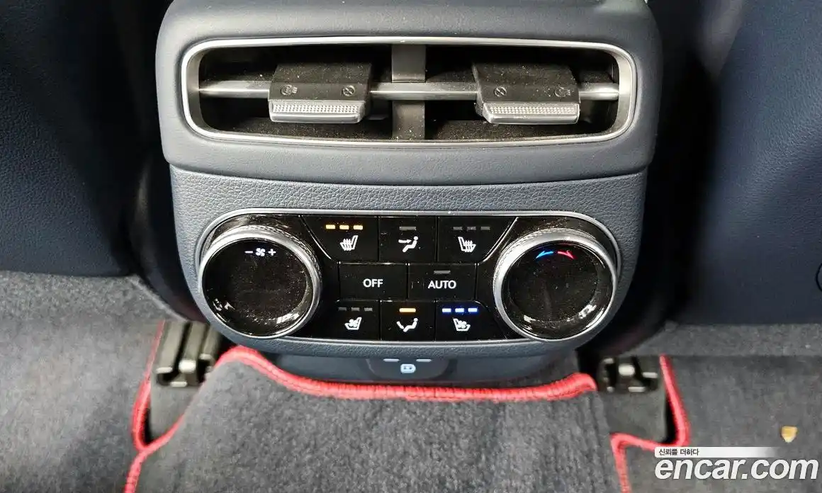 Genesis GV70 2022 2.2 Автомат в Москве № 57728, фото 16