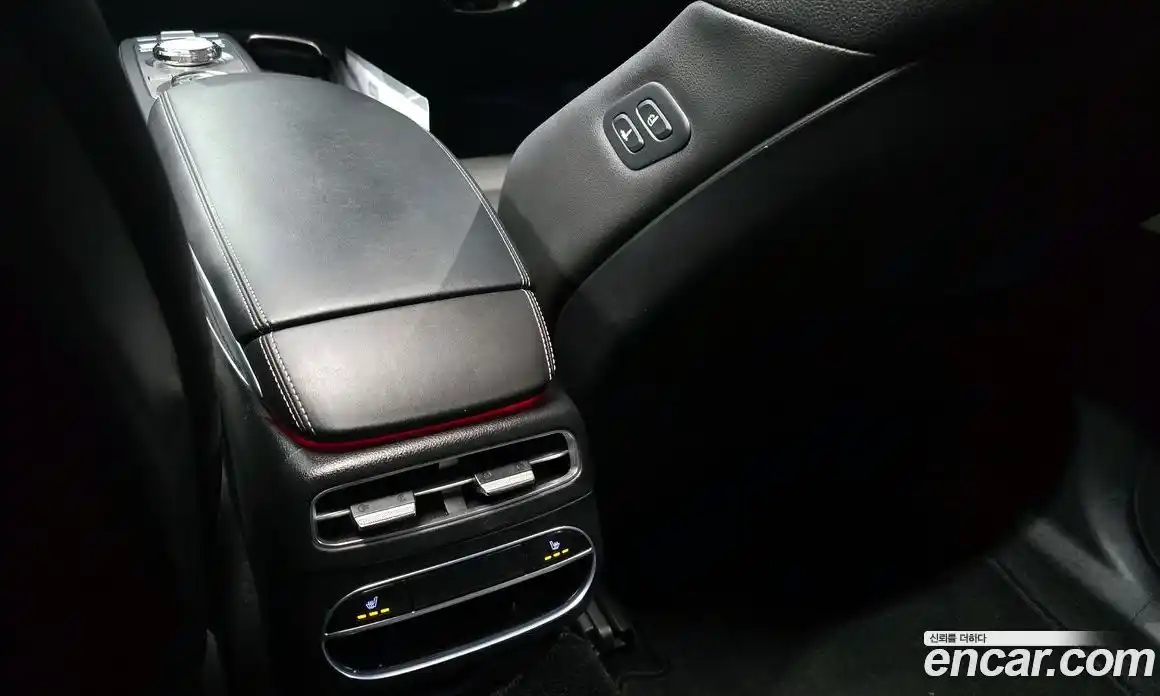 Genesis GV70 2023 2.2 Автомат в Москве № 59164, фото 5