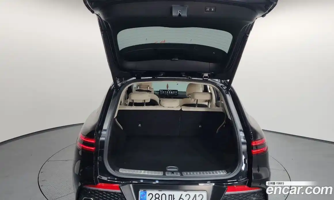 Genesis GV70 2021 2.5 Автомат в Москве № 82395, фото 13